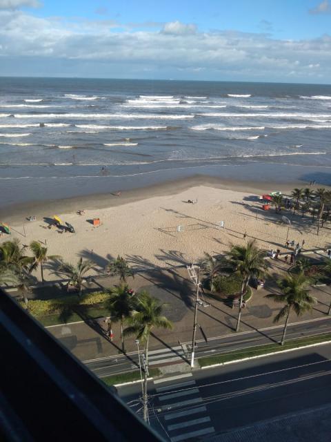 APARTAMENTO PRAIA GRANDE