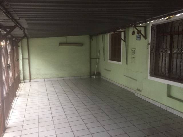 CASA TÉRREA SANTO ANDRÉ